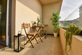 HEART OF JOY - Modern Apt near Colentina Hospital
